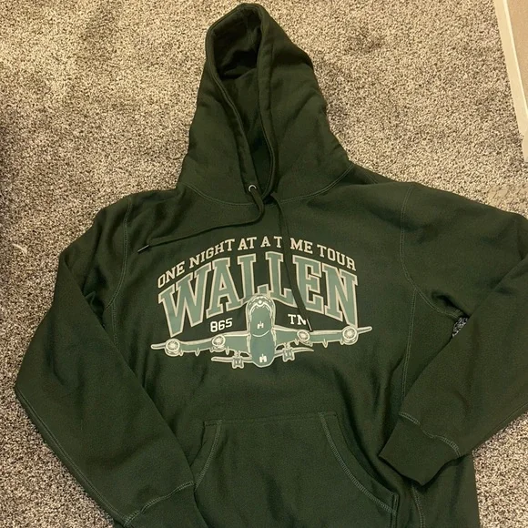 Wallen Tour Dark Green Hoodie - Picture 2 of 4
